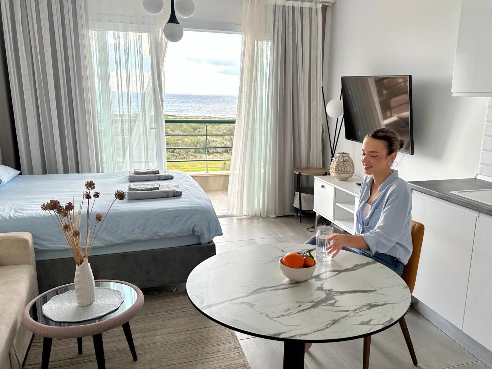 Relaxing Apartaments Near The Sea Vokolidha Exterior photo